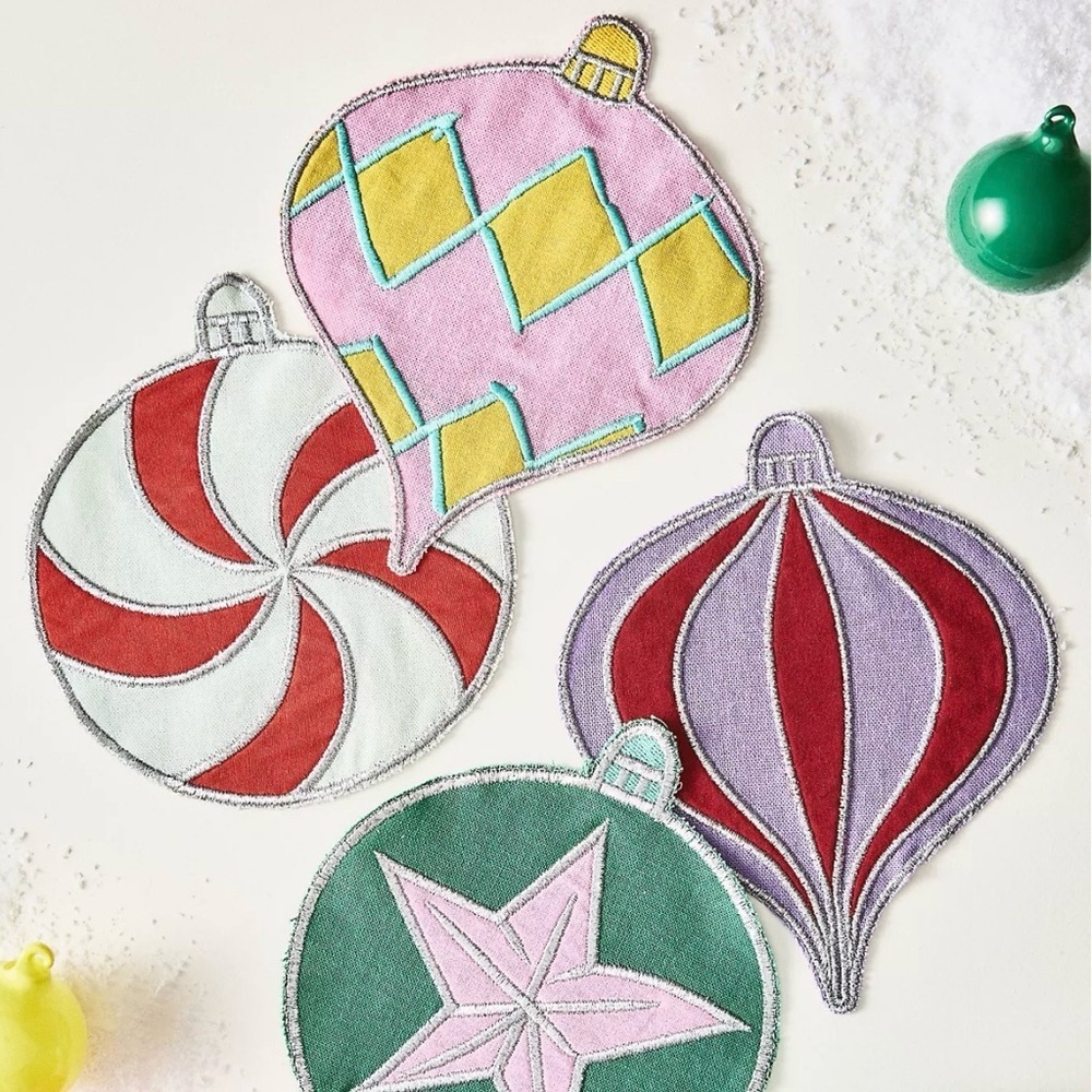 Anthropologie Tinsel Cocktail Napkins, Set of 4 Merry And Bright Ornaments NWT